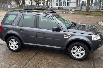 Land Rover Freelander 237.500 km 7.800 &euro; Berlin 13089