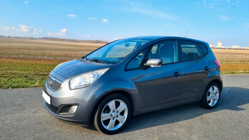 Kia Venga 102.100 km 5.400 &euro; Berlin 12249