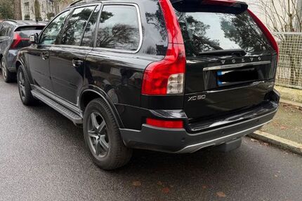 Volvo XC90 299.000 km 7.990 &euro; Berlin 12357