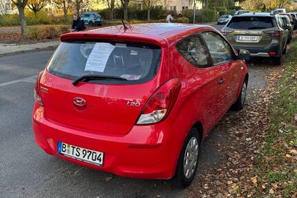 Hyundai i20 140.123 km 3.450 € Berlin 12487