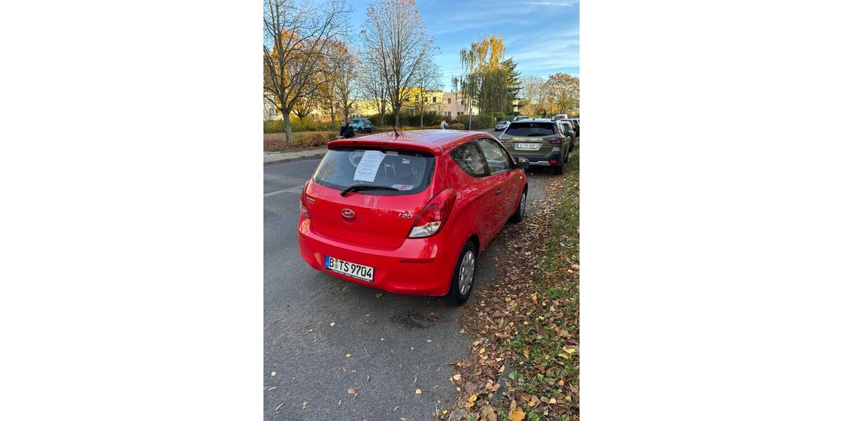 Hyundai i20 140.123 km 3.450 € Berlin 12487