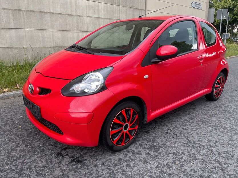 Aygo (X)