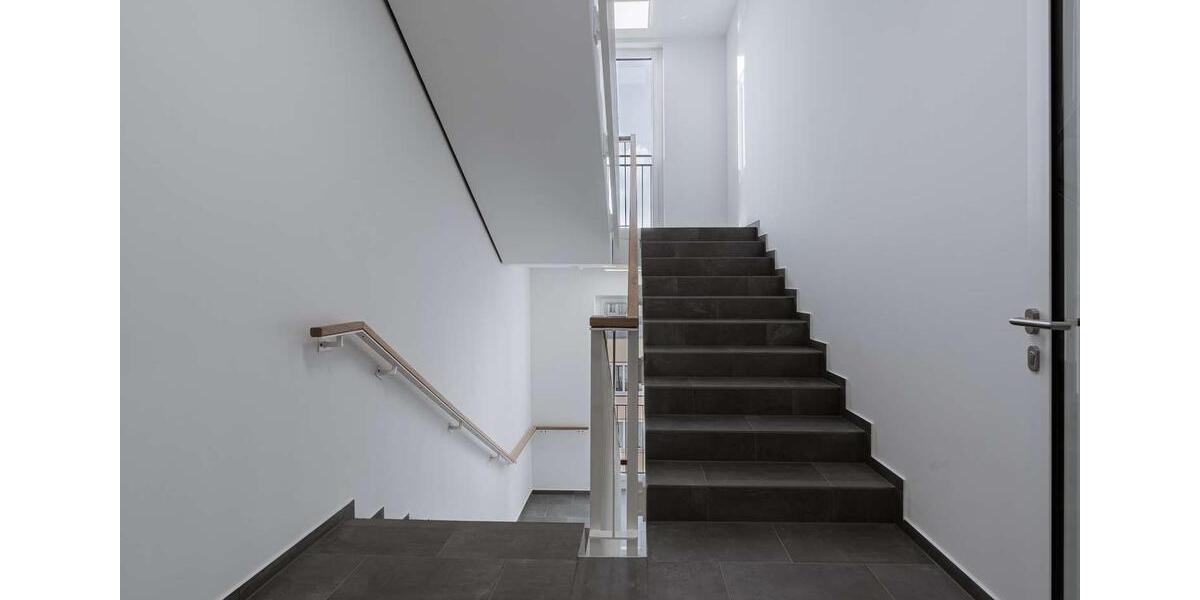 Etagenwohnung Berlin Tempelhof-Schöneberg - 2 Zimmer, 79 m&sup2;, 2.100&euro; | Angebot:26255362