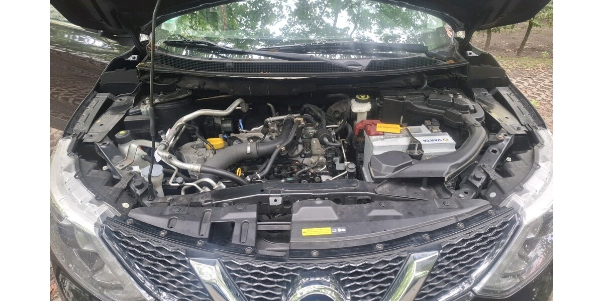 Nissan Qashqai 97.000 km 9.000 € Berlin 10178