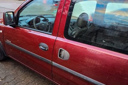 Opel Combo 101.530 km 2.999 &euro; Berlin 12279