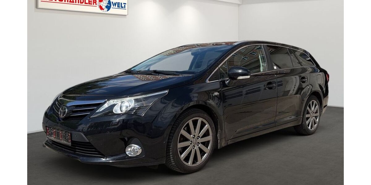 Toyota Avensis 213.879 km 5.999 &euro; Berlin 12681