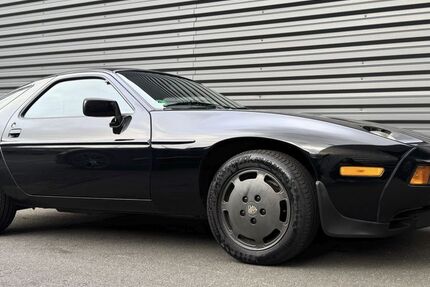 Porsche 928 126.200 km 39.928 &euro; Berlin 14169