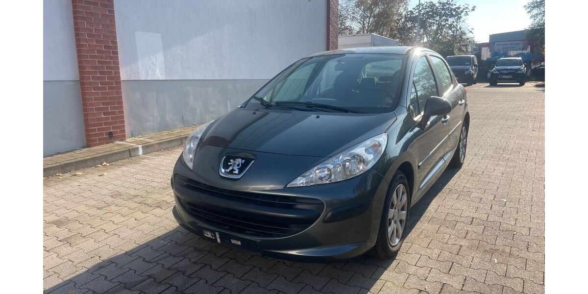 Peugeot 207 143.658 km 1.999 &euro; Berlin 12107