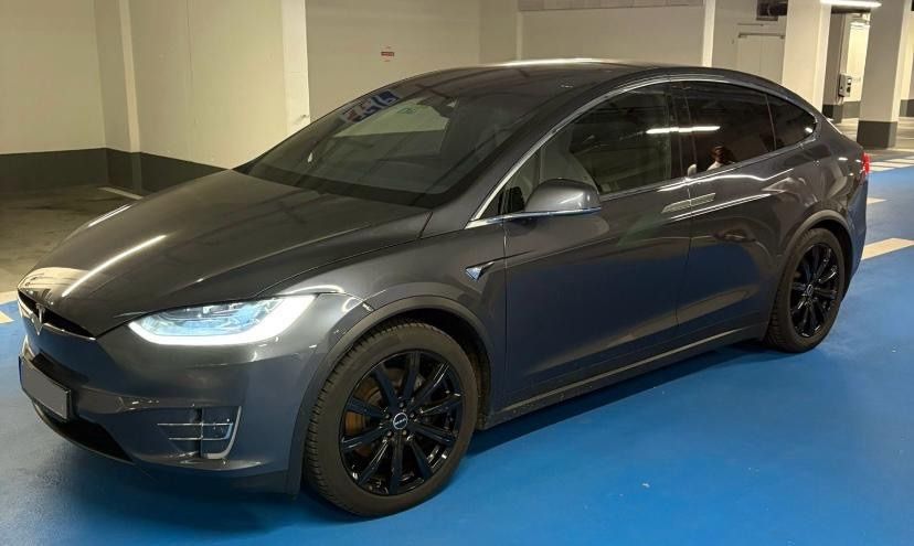 Tesla Model X 61.000 km 54.900 € Berlin-Lichtenberg 10365