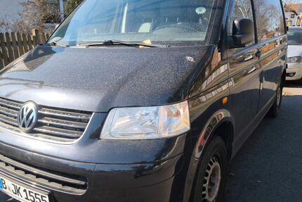 VW T5 Transporter 305.302 km 3.900 &euro; Berlin 12059