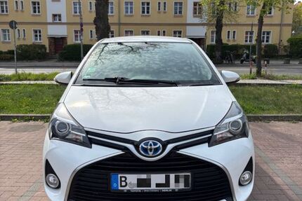 Toyota Yaris 51.500 km 11.980 &euro; Berlin 12103