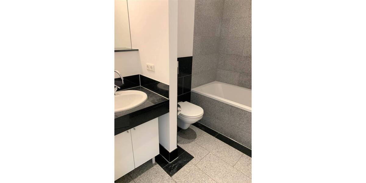 Etagenwohnung Berlin Mitte - 5 Zimmer, 180 m&sup2;, 3.400&euro; | Angebot:26744913