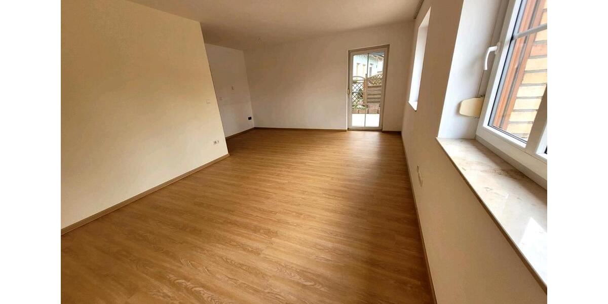 Maisonettenwohnung Ludwigsfelde - 3 Zimmer, 84 m&sup2;, 1.300&euro; | Angebot:25874077