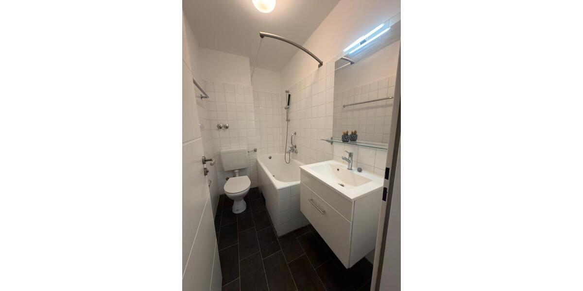 Erdgeschoßwohnung Berlin Steglitz-Zehlendorf - 1 Zimmer, 30 m&sup2;, 138.000&euro; | Angebot:26710282