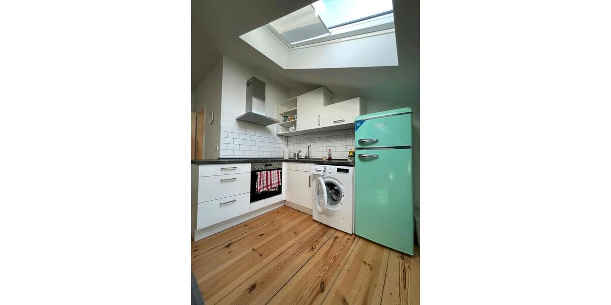 Dachgeschoßwohnung Potsdam Berliner Vorstadt - 2 Zimmer, 45 m&sup2;, 1.100&euro; | Angebot:26454487
