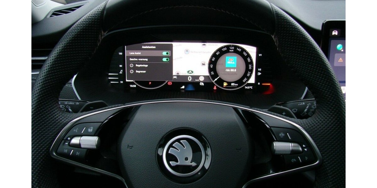 Skoda Octavia 2,0TDI Selection Leder Pano ACC Standheizu 15.681 km 33.980 &euro; Falkensee 14612