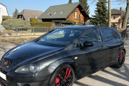 Seat Leon 185.200 km 7.999 &euro; Berlin 13125
