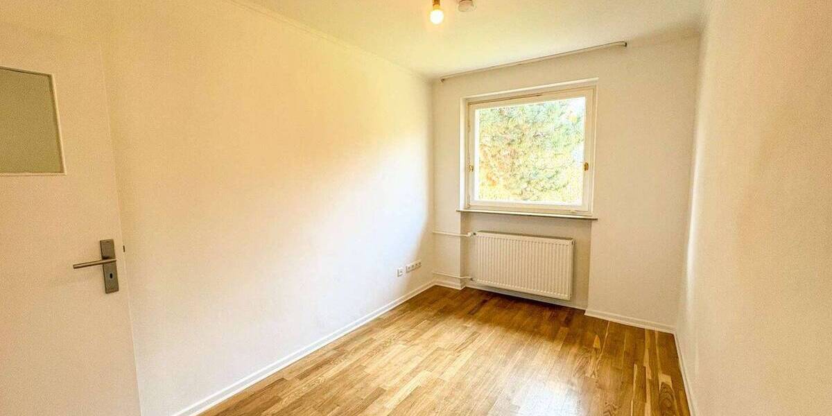 Reihenendhaus Berlin Lichtenrade - 4 Zimmer, 101 m&sup2;, 2.200&euro; | Angebot:26362135