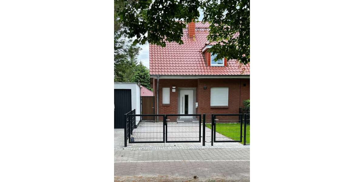 Einfamilienhaus Kleinmachnow - 5 Zimmer, 110 m&sup2;, 2.850&euro; | Angebot:26788900