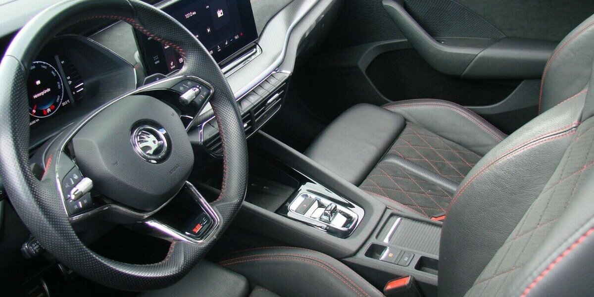 Skoda Octavia 2.0TSi RS Plus ACC Pano Canton Kamera 56.280 km 31.980 &euro; Falkensee 14612