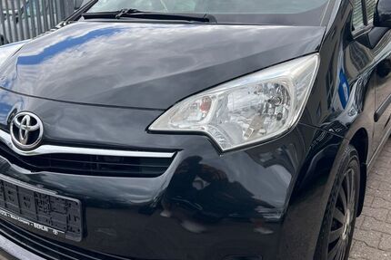 Toyota Verso-S 130.000 km 5.999 € Berlin 13581