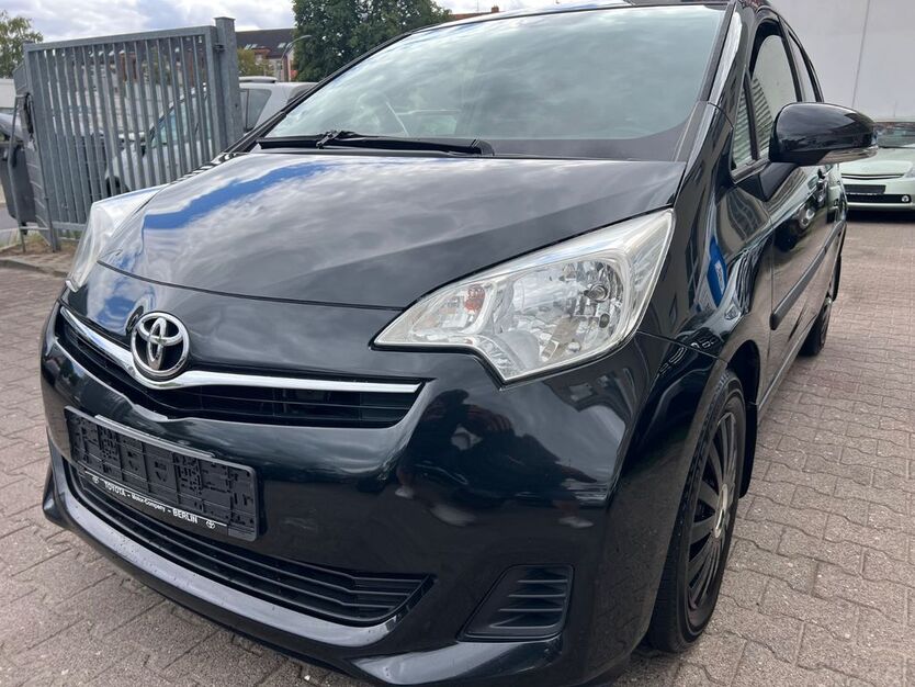 Toyota Verso-S 130.000 km 5.999 € Berlin 13581