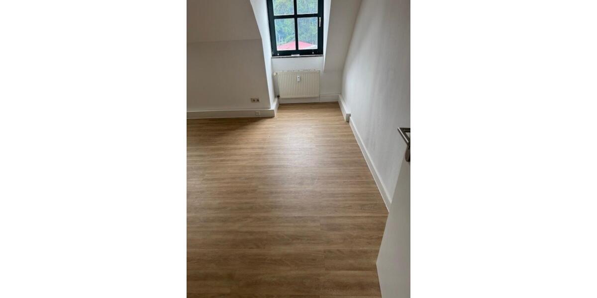 Dachgeschoßwohnung Ludwigsfelde - 3 Zimmer, 96 m&sup2;, 1.728&euro; | Angebot:21173589
