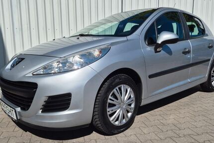 Peugeot 207 97.000 km 4.499 &euro; Berlin 13125