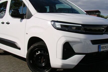 Opel Combo Life 10.682 km 22.980 &euro; Falkensee 14612