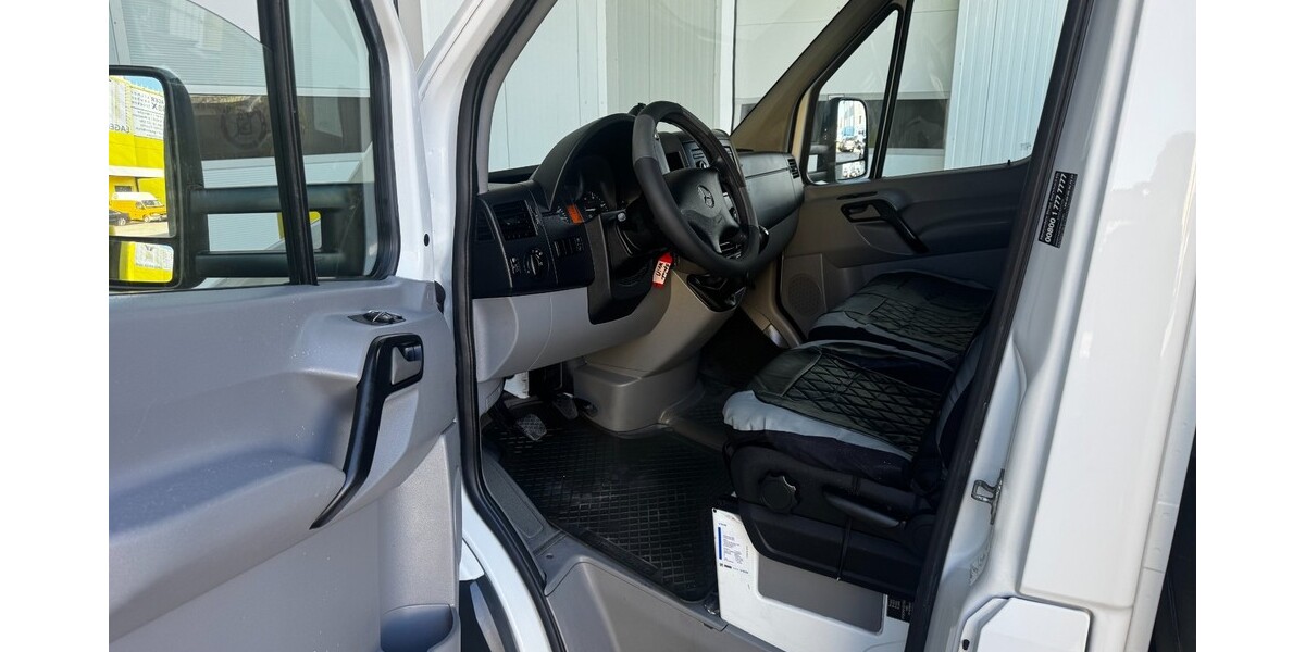 Mercedes-Benz Sprinter 203.651 km 11.990 &euro; Berlin 10178