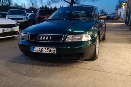 Audi A4 178.000 km 2.400 &euro; Berlin 13127