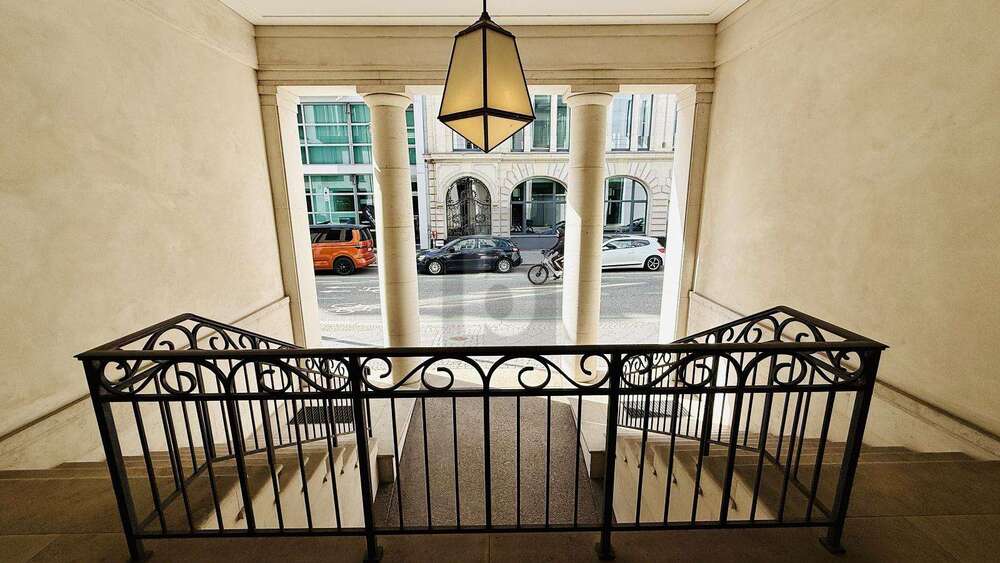 Einfamilienhaus Berlin-Mitte Mitte - 14 Zimmer, 518 m&sup2;, 8.300.000&euro; | Angebot:26312009