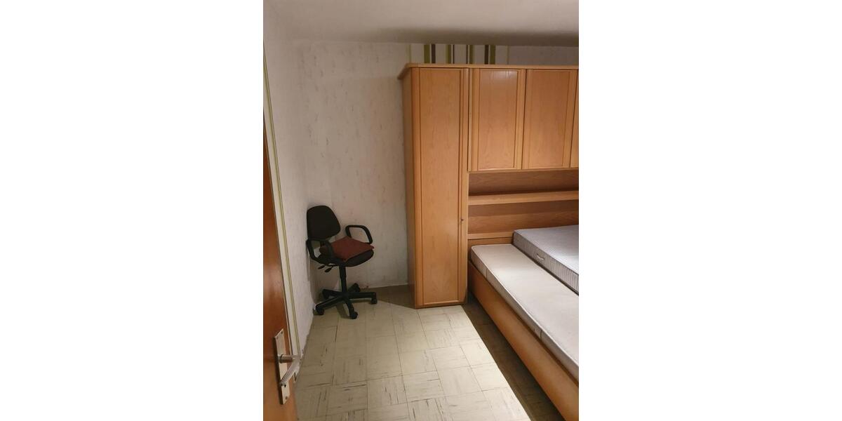 Vermieten Eine Zimmer 17 qm in Wohnung 77 qm, 14478 Stadt Potsdam 3 zimmer