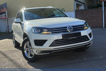 VW Touareg V6 TDI BMT S-S Terrain Tech 4Motion 216.000 km 17.890 &euro; Berlin 13187