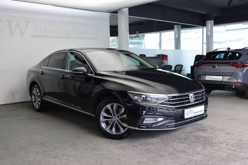 VW Passat 49.687 km 25.450 € Nuthetal 14558