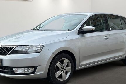 Skoda Rapid 158.216 km 7.999 &euro; Berlin 12681