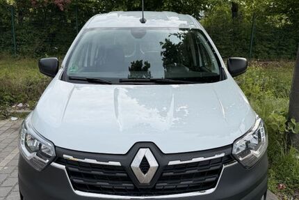 Renault Express 26.000 km 12.900 &euro; Berlin 12105