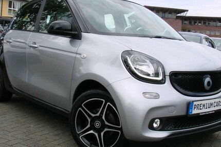Smart ForFour Passion Faltdach Kamera JBL PDC 51.172 km 11.980 € Falkensee 14612