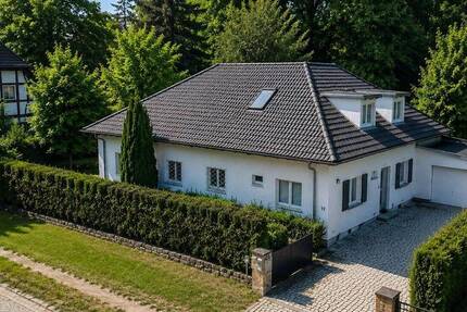 Haus Kleinmachnow - 9 Zimmer, 322 m&sup2;, 1.999.000&euro; | Angebot:26742027