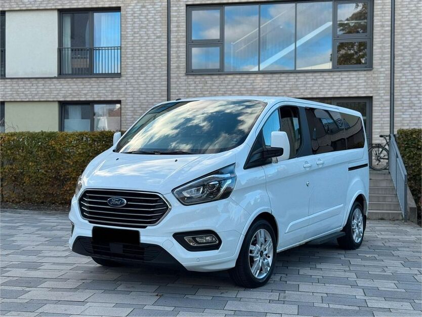 Ford Tourneo Custom 232.000 km 22.000 € Berlin 12309