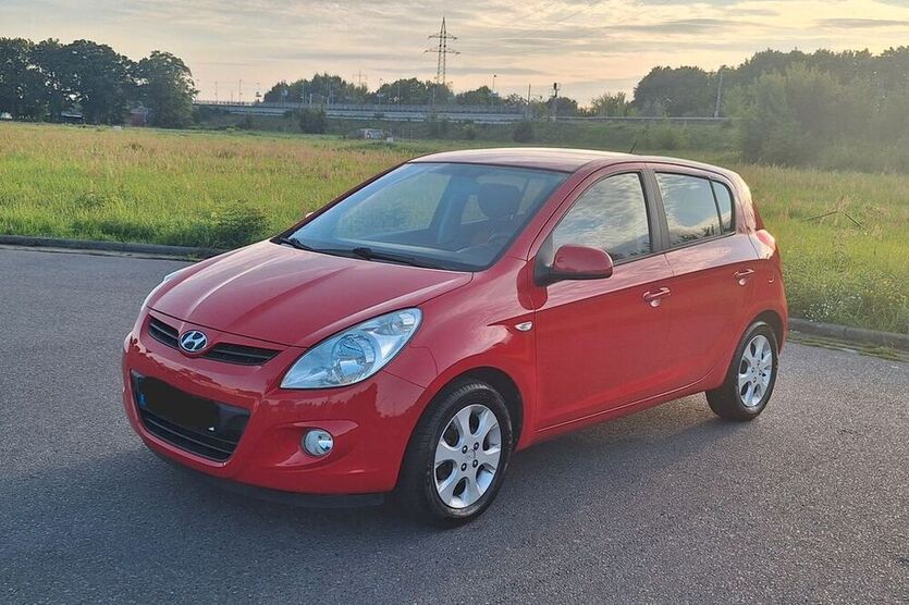 i20