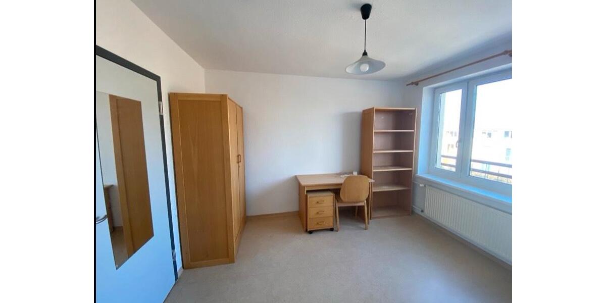 Etagenwohnung Potsdam Potsdam West - 4 Zimmer, 16 m&sup2;, 330&euro; | Angebot:26393747