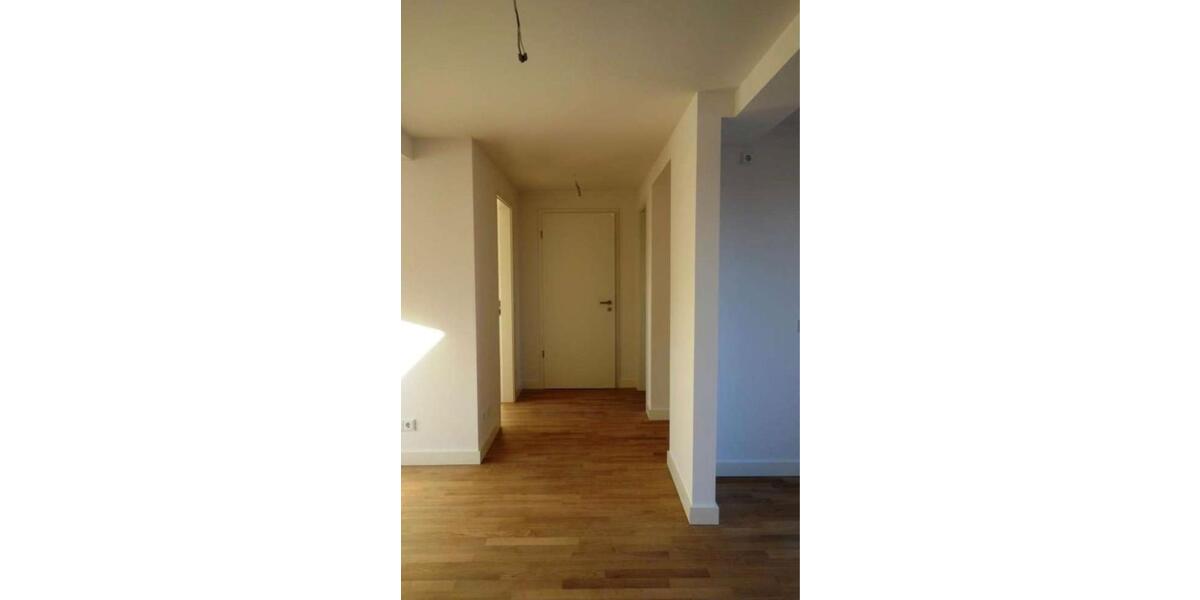 Exklusive Dachgeschosswohnung mit Sonnenterrasse 2 zimmer