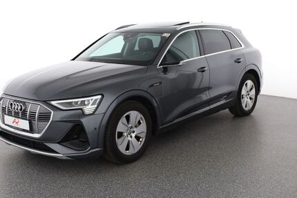 Audi e-tron 76.136 km 31.380 &euro; Berlin 12103