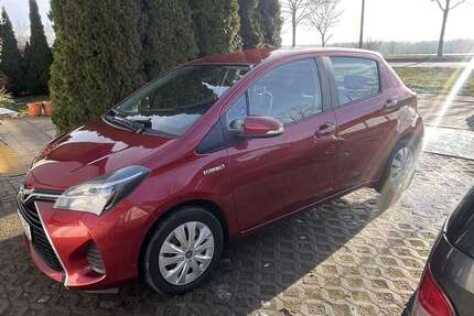 Toyota Yaris 102.330 km 10.900 &euro; Berlin 12623