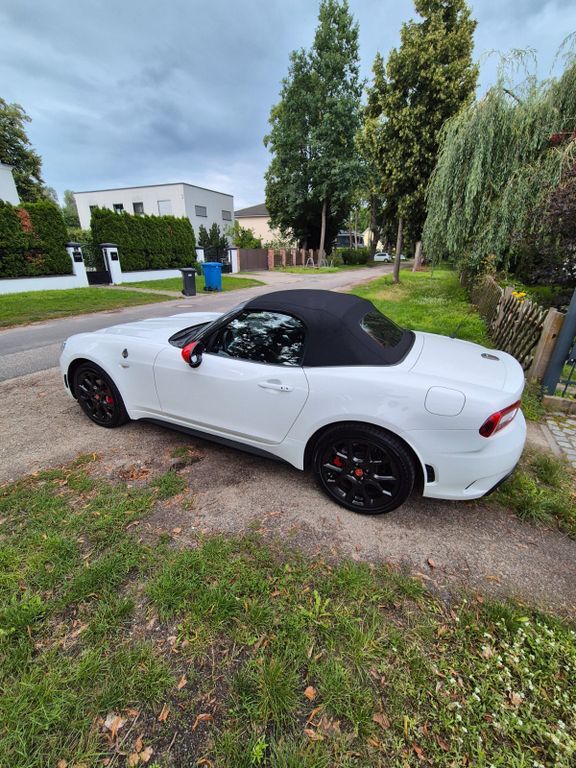 124 Spider