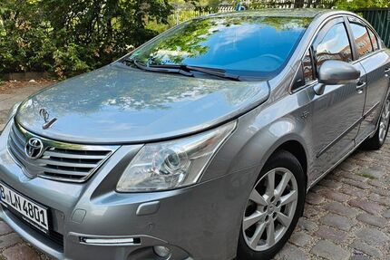 Toyota Avensis 178.000 km 5.500 &euro; Berlin 13353