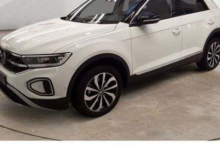 VW T-Roc 15.747 km 30.890 &euro; Potsdam 14482