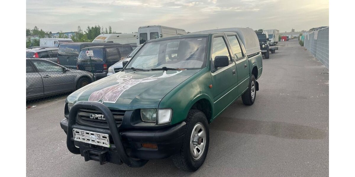 Opel Campo 225.000 km 3.499 &euro; berlin 13089