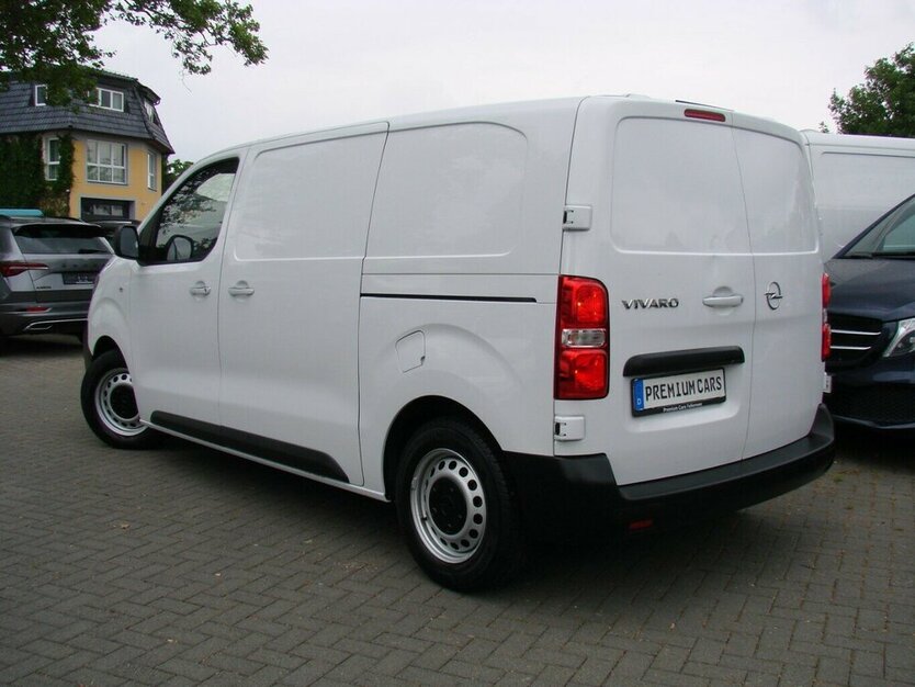 Opel Vivaro Kasten 1.5D Edition M L2 Kamera Klima 8.944 km 19.980 € Falkensee 14612